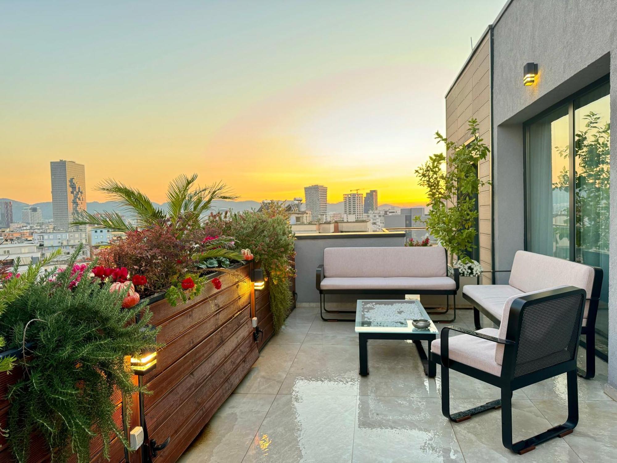 "Superattico" - Central Tirana Gorgeous Penthouse, Free Parking Exterior photo